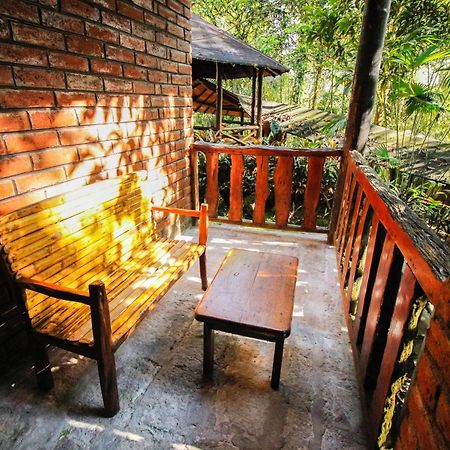 Hosteria Flor De Canela Puyo Dış mekan fotoğraf